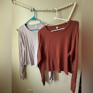 BUNDLE OF 2! Old Navy UltraLite Go-Dry Long Sleeve Tops